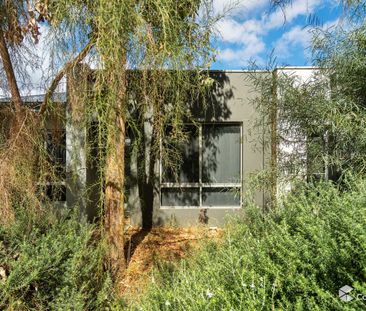 LOW MAINTENANCE HOME - Photo 3