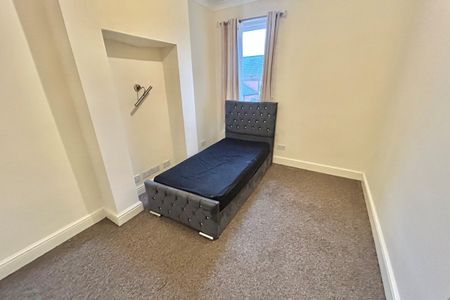 Belton Street - Photo 3