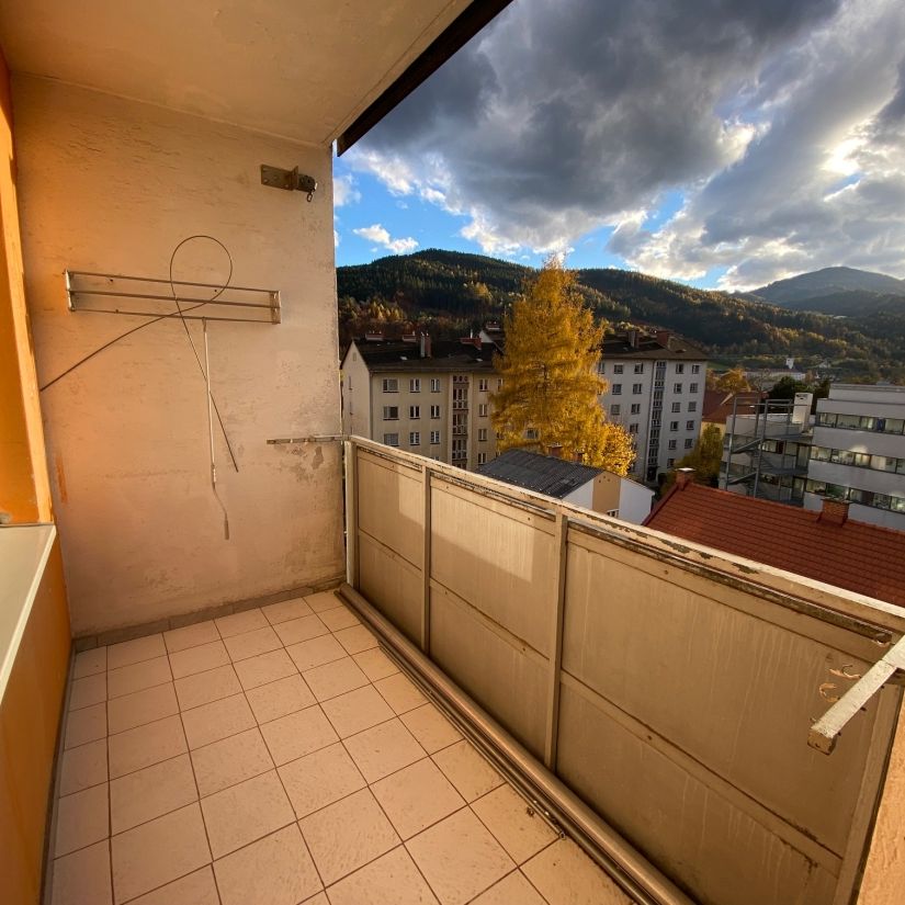 Über den Dächern von Bruck...Charmante 3 Zimmerwohnung (2SZ) mit Balkon - Photo 1