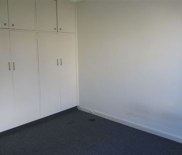 Ideally Located! - Photo 3