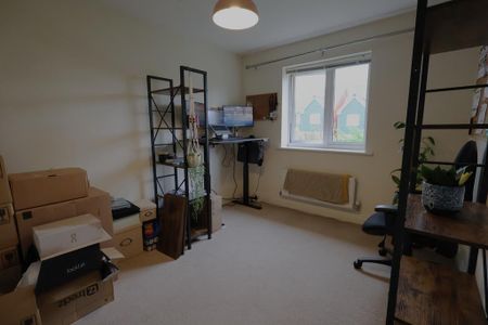 3 bedroom link detached house to rent - Photo 3