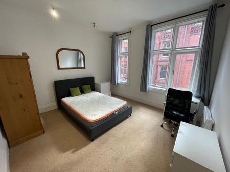 2 bedroom flat to rent - Photo 4
