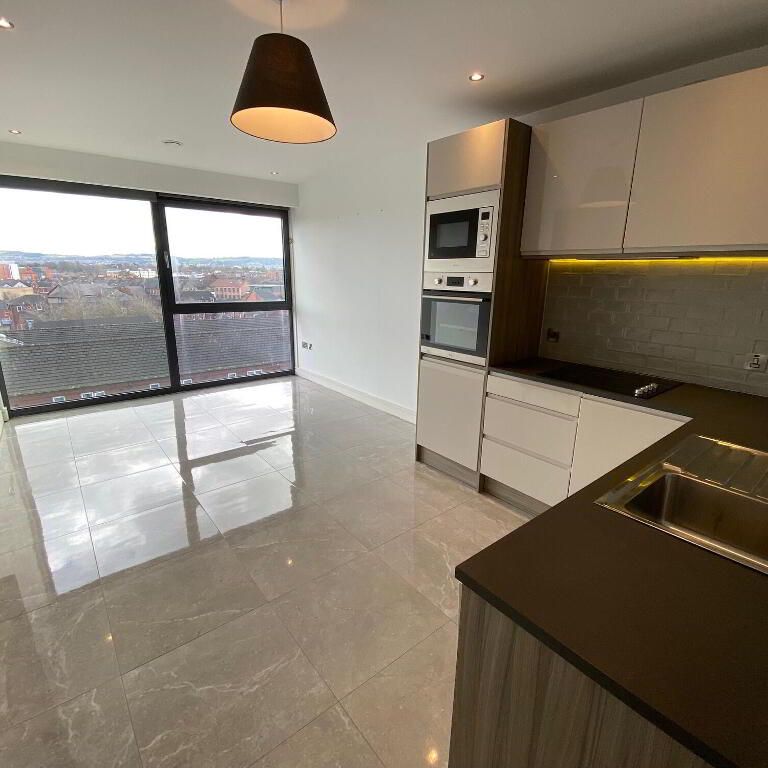 Apt 35 The Gallery, 71 Dublin Road, Belfast, BT2 7HG - Photo 1