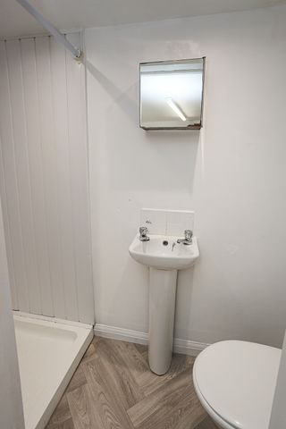 15 Crosby Street, Bangor, BT20 5EE - Photo 4