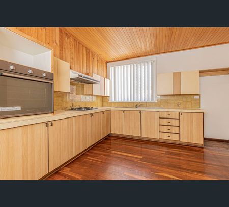 24 Custance Street, Lathlain, WA 6100 - Photo 2