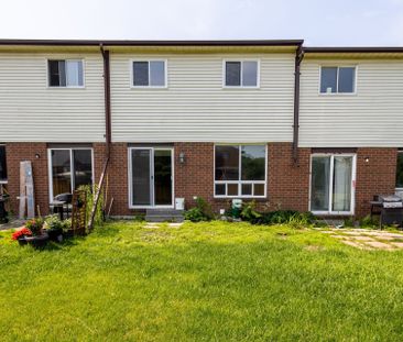 For Lease - 29 Birchfield Drive, Clarington, Ontario - Photo 2