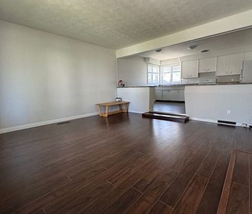 2 Bedroom Main Floor House in Sutherland - Photo 1