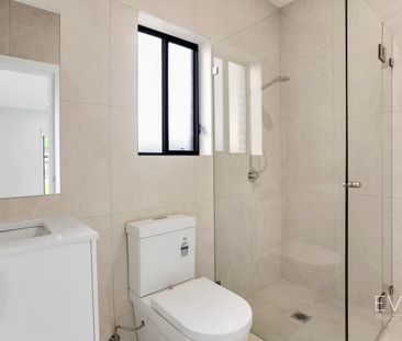 Brand New Stylish & Private Granny Flat - Photo 4