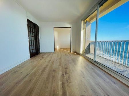 Location appartement à San martino di lota - Photo 2