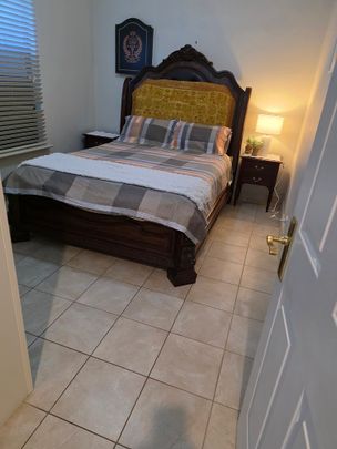 3-bedroom shared house / townhouse, Warwick Street - Photo 1