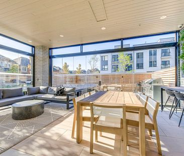 For Lease - 3250 Carding Mill Trail Unit# 522, Oakville, Ontario - Photo 1