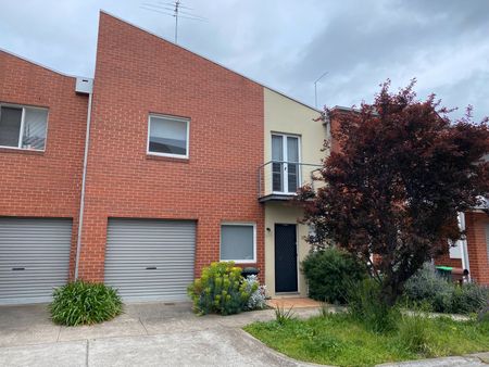 9 Brickworks Drive, Brunswick VIC 3056 - Photo 2