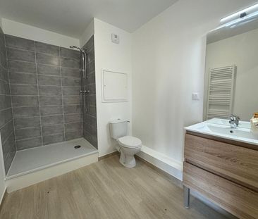 Location appartement 2 pièces, 45.59m², Laval - Photo 1