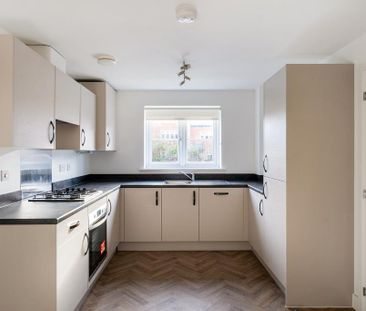 3 bedroom detached house to rent - Photo 4