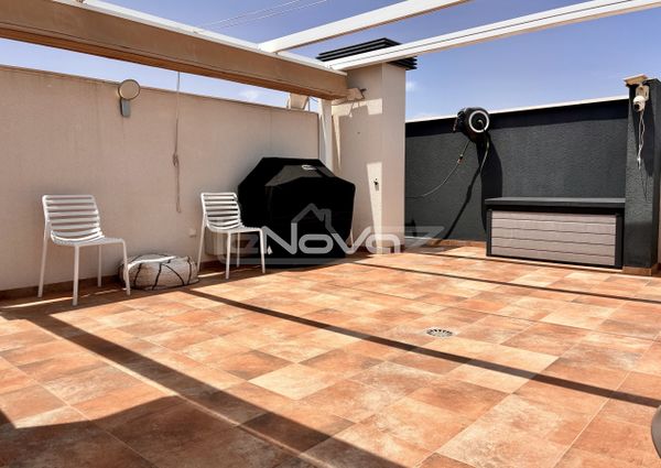 Comfortable 3 bedroom penthouse in Green Hills urbanizat