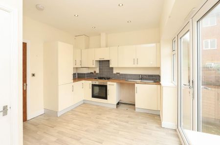 2 bedroom detached house to rent - Photo 5