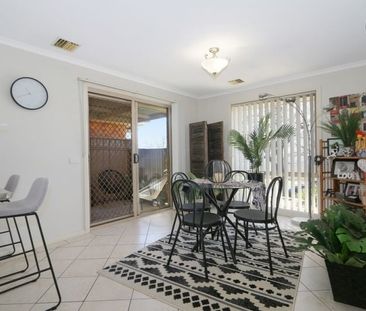 30 Ambrose Crescent, Wodonga - Photo 4