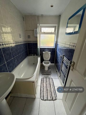 2 bedroom maisonette to rent - Photo 5