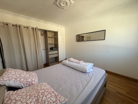 Location Appartement 4 pièces 76m² ST ETIENNE 42000 - Photo 5