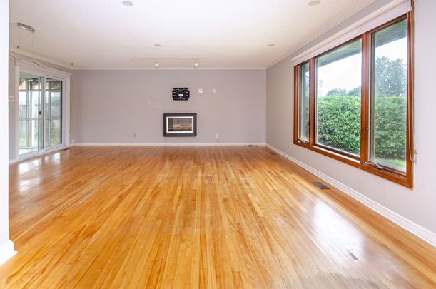For Lease - 84 Starwood Road, Meadowlands - Crestview and Area, Ontario - Photo 1