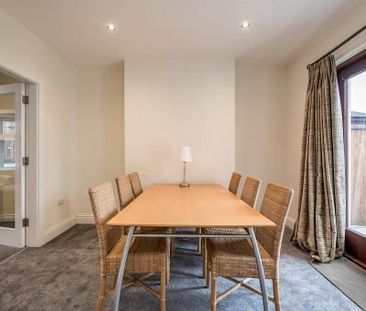 38 Locksley Park, Upper Lisburn Road, Belfast, BT10 0AR - Photo 4