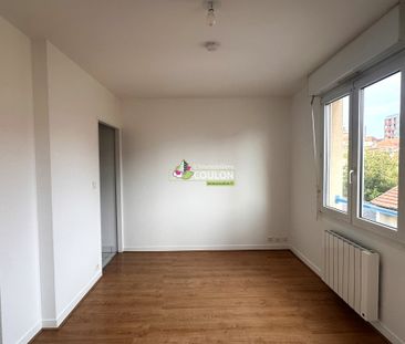 Location Appartement 1 pièce 20m² - Photo 3