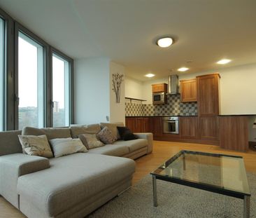 Forth Bank Tower, City Centre - Photo 2