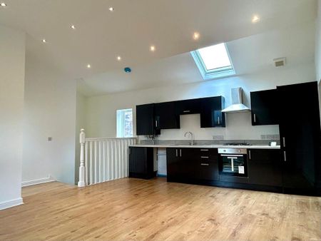 2 bedroom apartment to rent - Photo 4