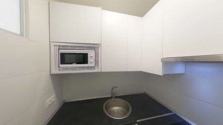 Piso de alquiler en Calle de las Fraguas, Casco Histórico de Barajas - Photo 4