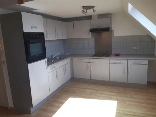 Tof dakappartement met aangenaam zonneterras. - Photo 1