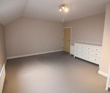 31 Loughshore Courtyard, Newtownabbey, BT37 0ZS - Photo 6