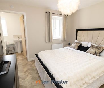 3 Bedroom House - Detached - Photo 6