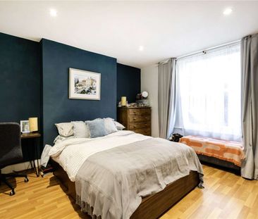 One bedroom garden flat in a fantastic Islington location just mome... - Photo 6