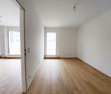 Helle und gemütliche 3-Zimmer-Wohnung mit großer Terrasse - Photo 2