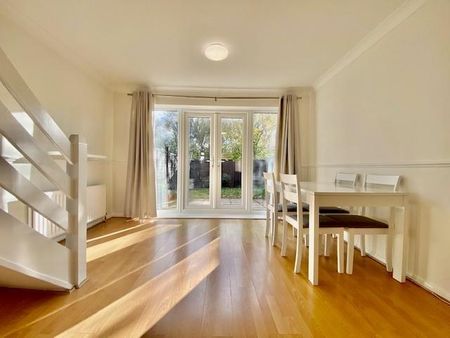 2 bedroom semi-detached house to rent - Photo 5