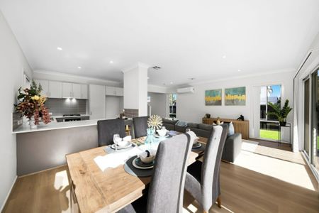 10 Grosset Way, Point Cook VIC - Photo 2