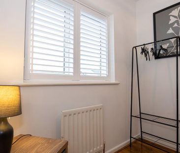 2 bedroom semi-detached house to rent - Photo 2