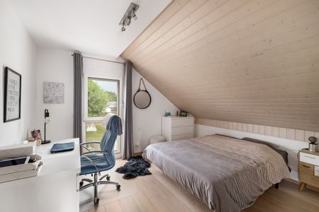 Belle villa jumelle moderne de 6 pièces - Foto 5