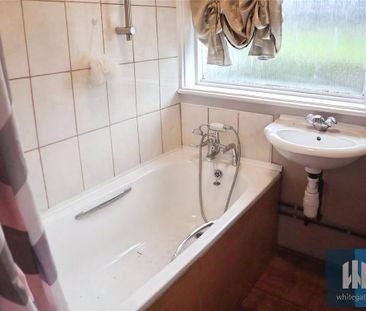 2 bedroom end of terrace house to rent - Photo 5