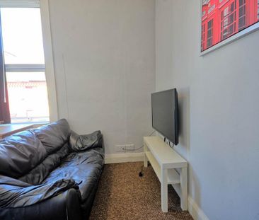 4 bedroom house share to rent - Photo 2