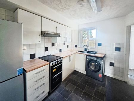 2 bedroom terraced house to rent - Photo 5