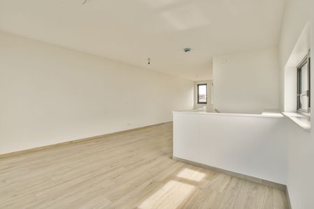 Appartement te huur: Adriaen Blockstraat 42-F 1363 LT Almere - Photo 2