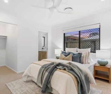 FOR LEASE –TILLERMAN ESTATE BRAND NEW CUSTOM-DESIGNED FAMILY HOME - Photo 3