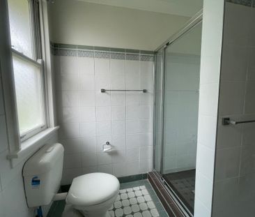 Comfortable Family Living - Freshly painted - Photo 4