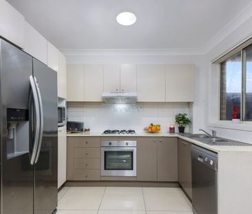 1/2A Federal Road, Seven Hills NSW 2147 - Townhouse For Rent | Domain - Photo 2
