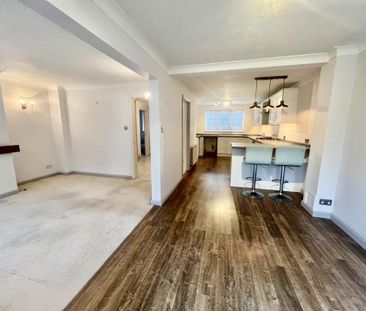 3 bedroom terraced house to rent - Photo 3