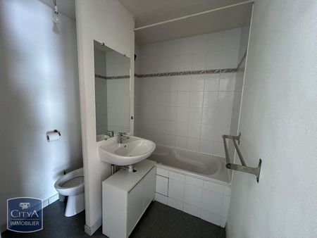 Location Appartement 1 pièce 23m² LA ROCHELLE 17000 - Photo 5