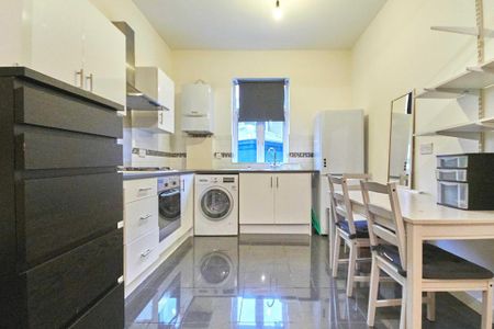 1 bedroom flat to rent - Photo 5