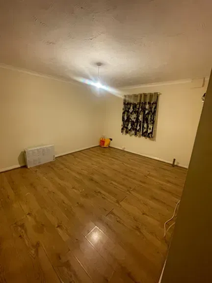 Liberty Court, Stern Close - Photo 1