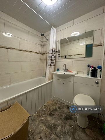 2 bedroom maisonette to rent - Photo 4